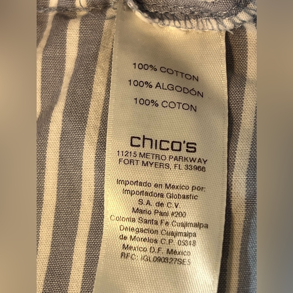 Chico’s Women’s size XL/16 Blue & White Striped button down long sleeve shirt - Picture 9 of 9